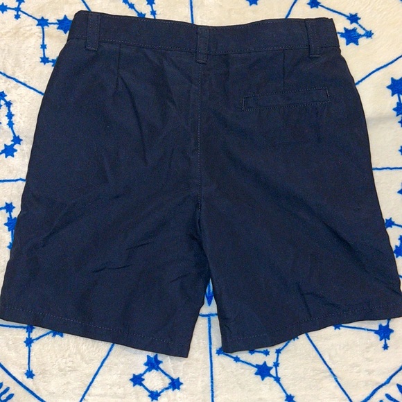 Boy’s navy blue uniform shorts - Picture 3 of 4